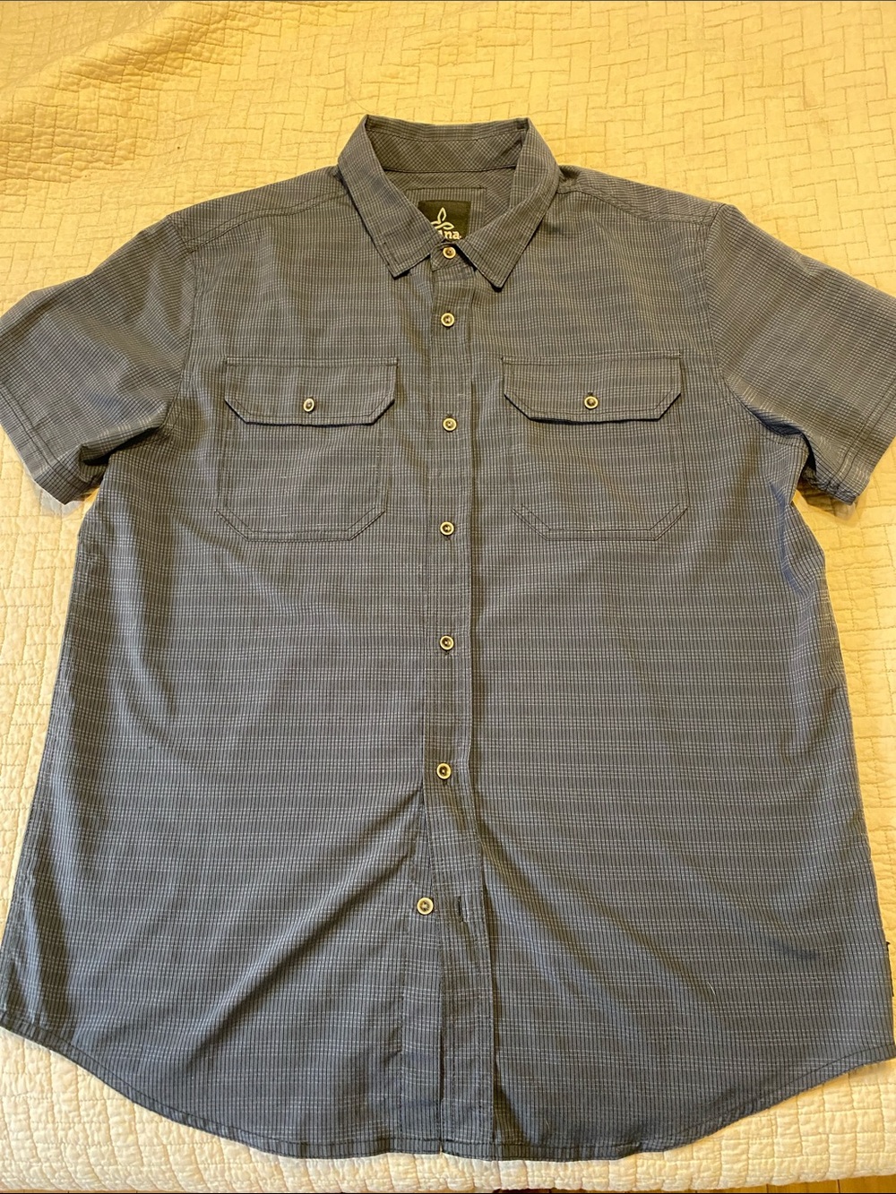 Prana Men's Short-Sleeve Button-Down Shirt in Slate Blue